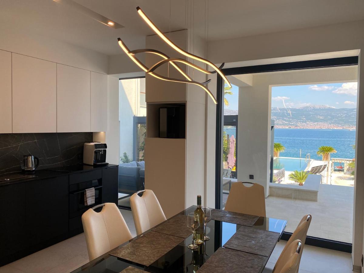 Villa Sun And Sea Trogir Exterior foto