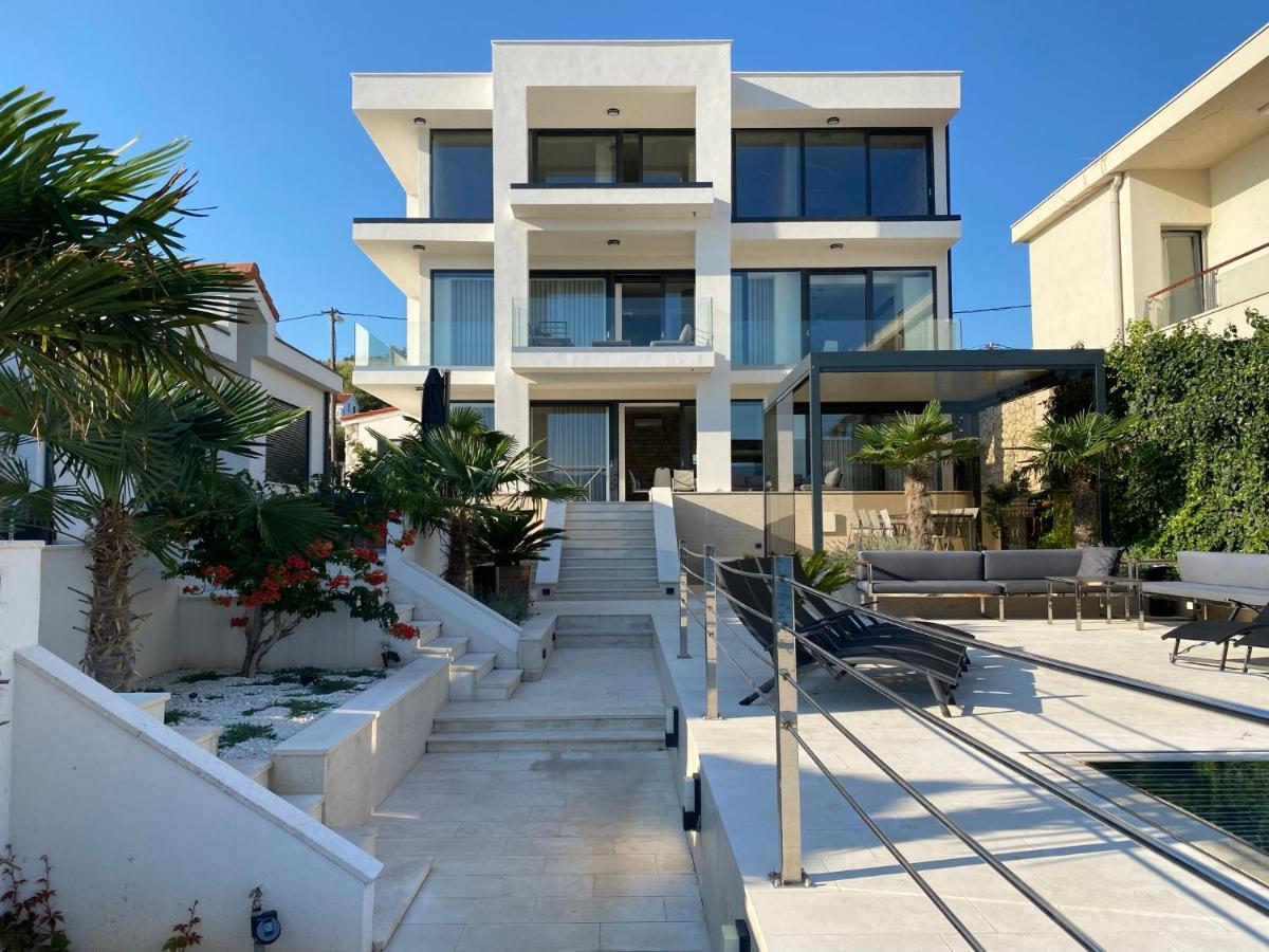 Villa Sun And Sea Trogir Exterior foto